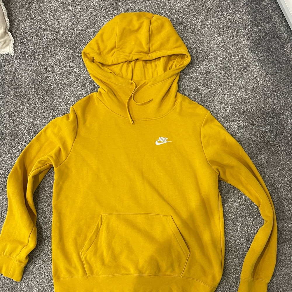 Women’s yellow Nike hoodie size medium